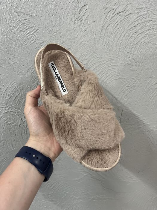 Шльопанці/сандалі жіночі Karl Lagerfeld Pudra|Оригінал(24.0;24.5-25.0)