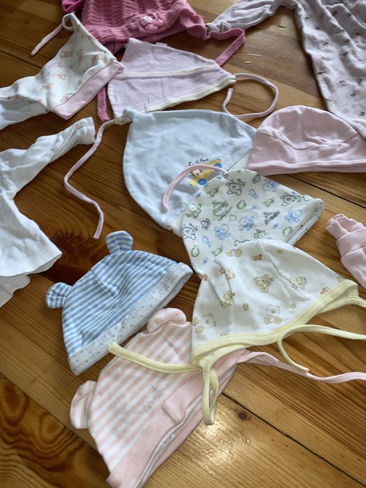 Czapeczki czapki niedrapki wiele sztuk różowe cena za wszystko