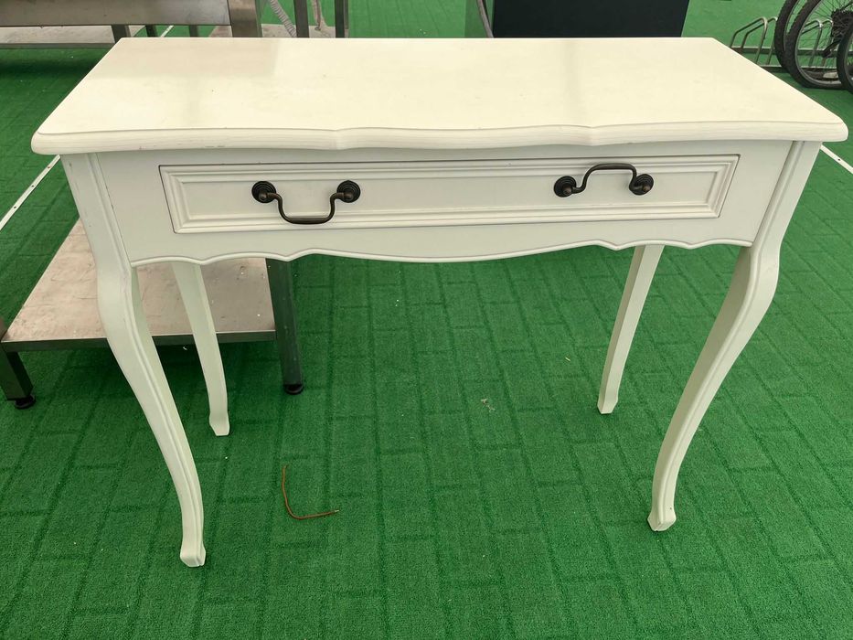 Cómoda/Consola Decorativa em Madeira