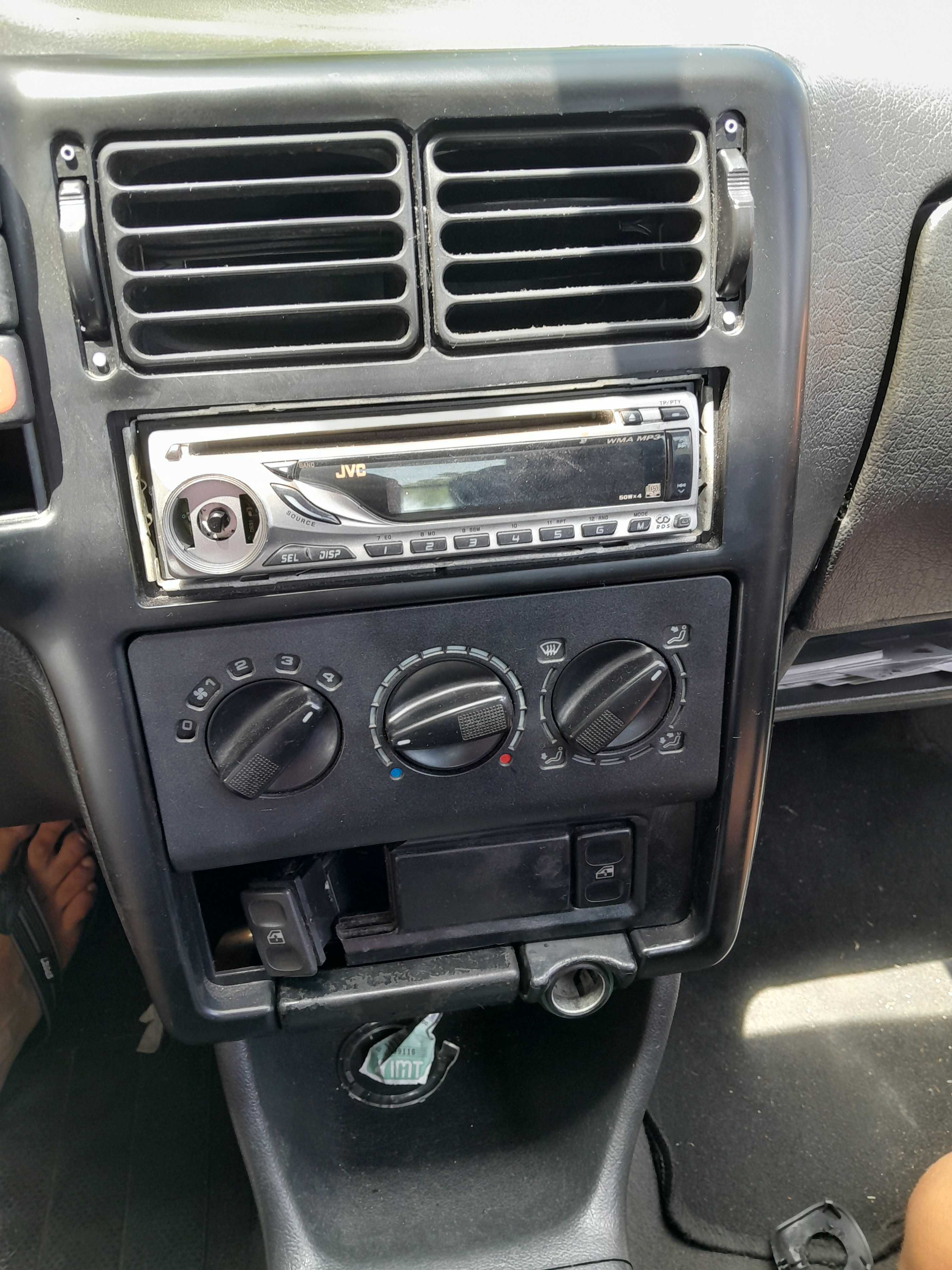 Vw Polo 1.3 gasolina ano 1996