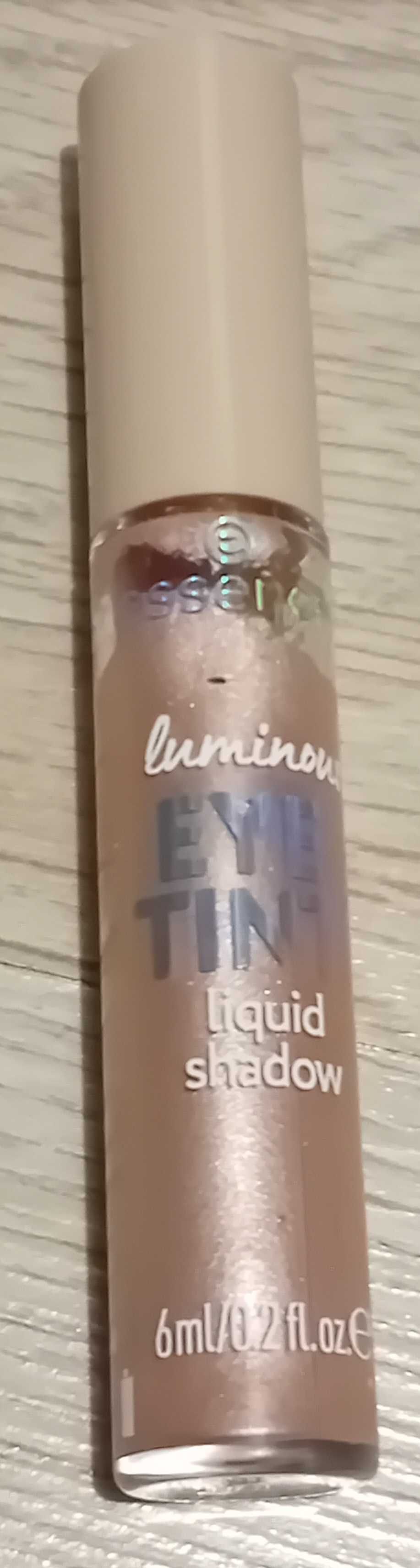 Essence - cień do powiek w płynie Luminous Eye Tint, 6ml /odcień: 01