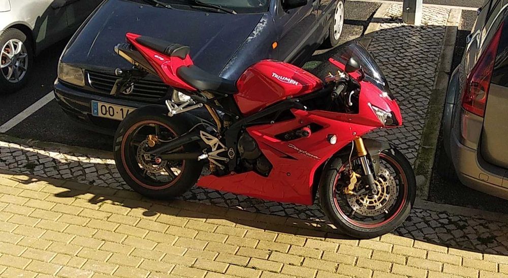 Mota Triumph Daytona 675