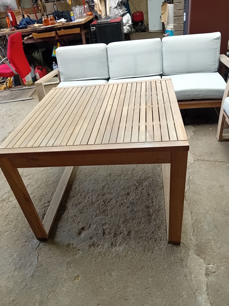 Sofás novos de exterior
