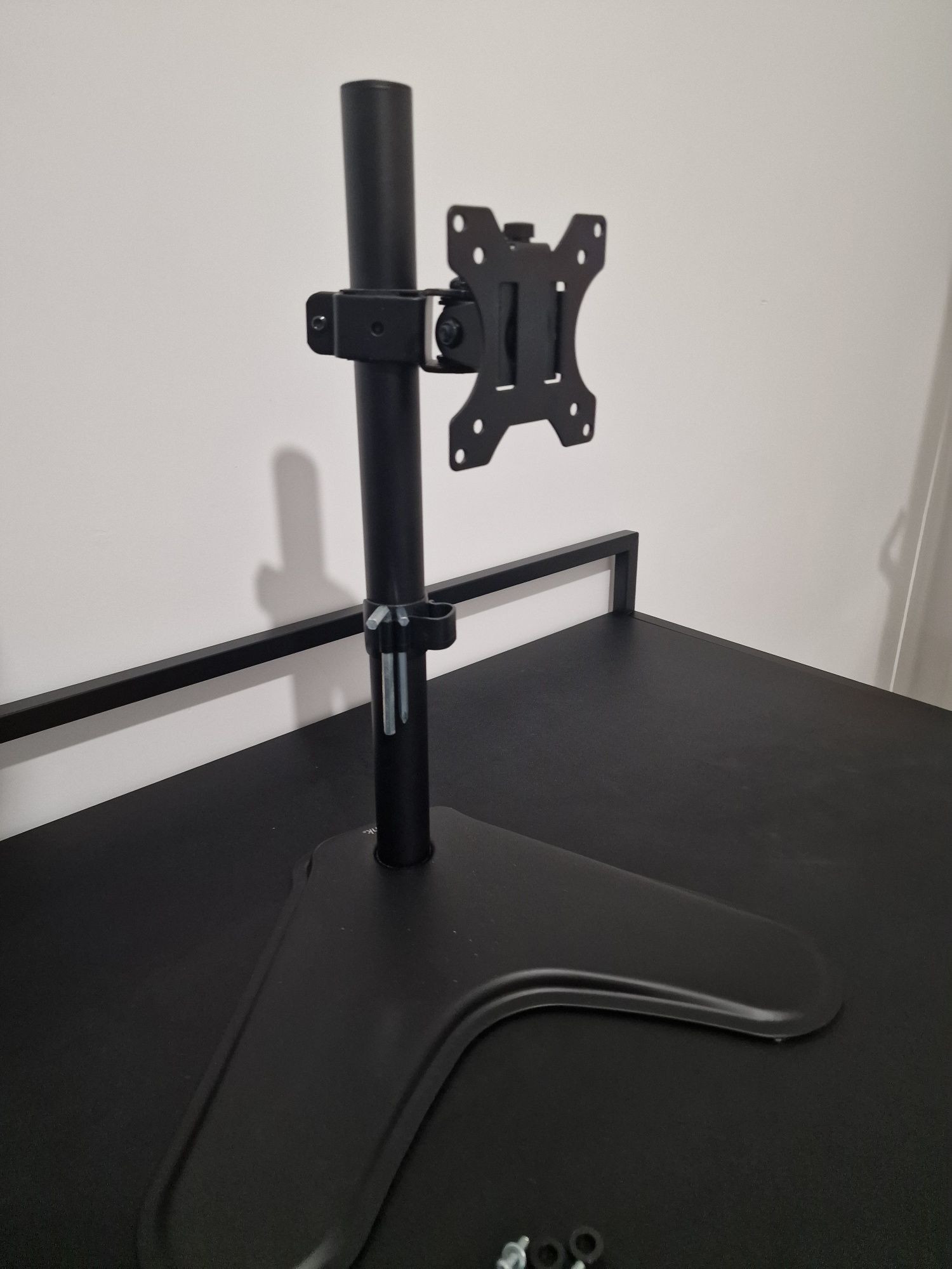 Stojak, uchwyt do monitora stojący LogiLink BP0044