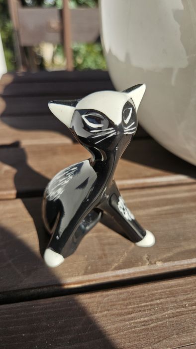 New Look Ćmielów kotek siedzący