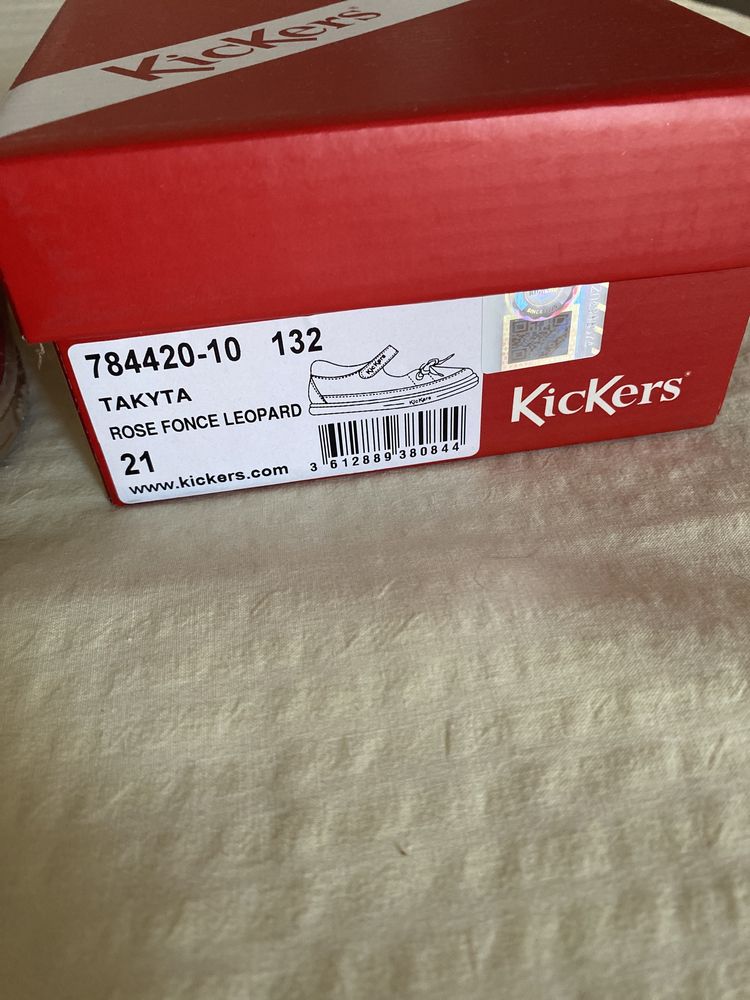 Sapatos kickers - tamanho 21