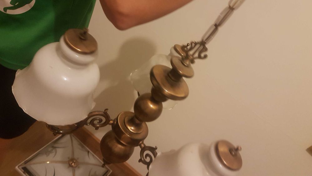 Candeeiro médio castanho