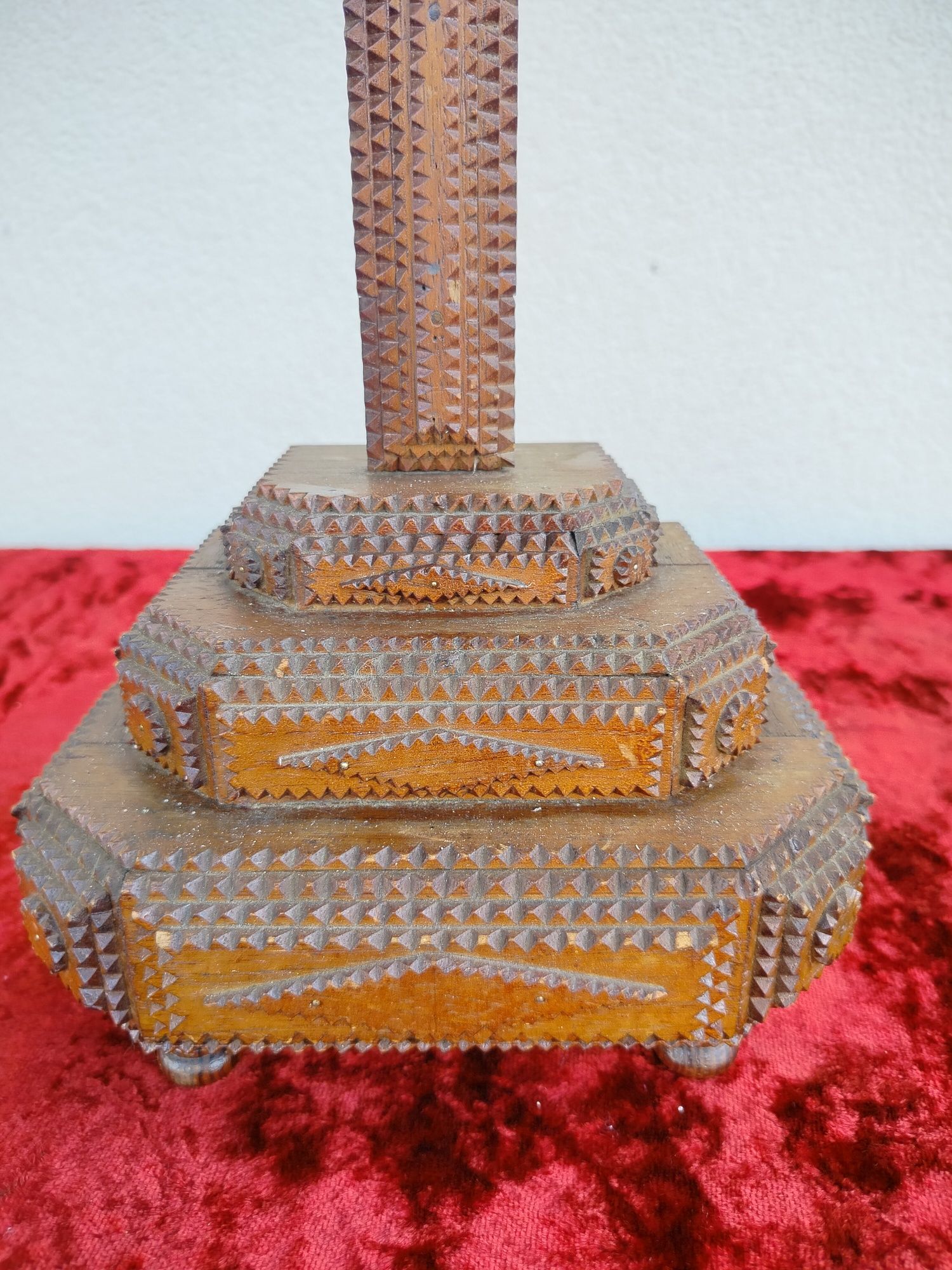 Stara pasyjka krzyz tramp art