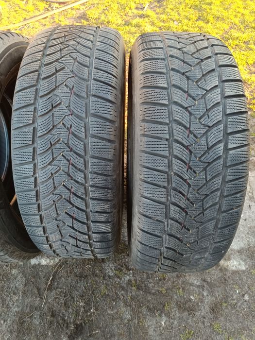 Opony zimowe 235/55/R19 Dunlop 22r. Michelin 18r.