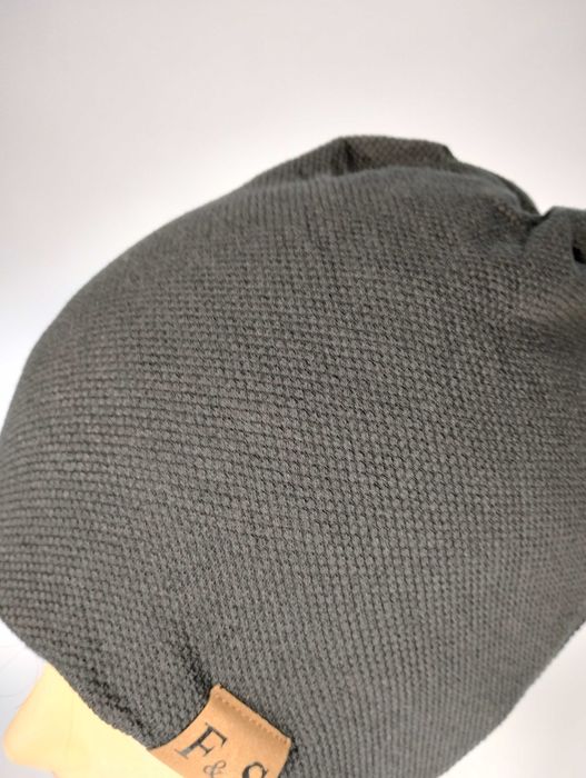 Ciepła czapka z futerkiem uniwersalna