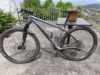 Bicicleta carbono roda 29 Ktm