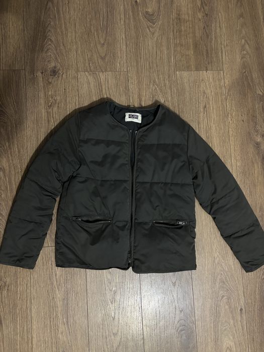 Осіння жіноча куртка