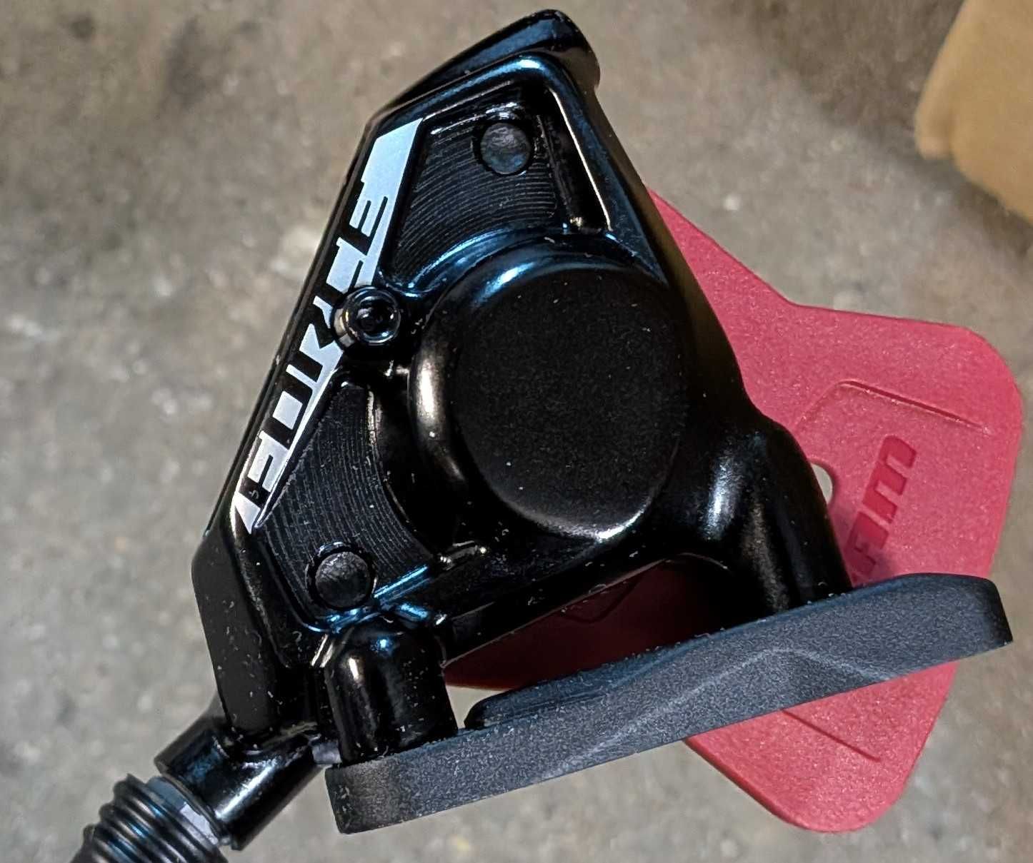 Zacisk sram force E1