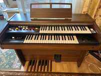 elektroniczne organy Yamaha model B-4DR
