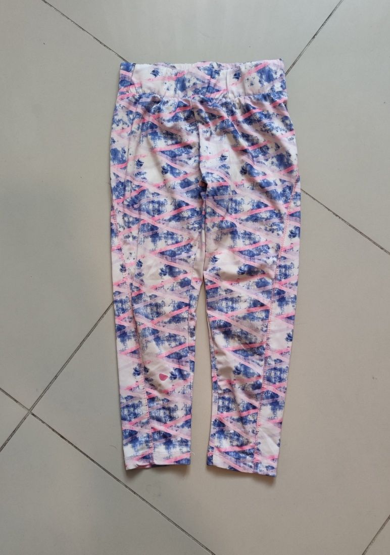 Legginsy do ćwiczeń dla dziewczynki r. 140