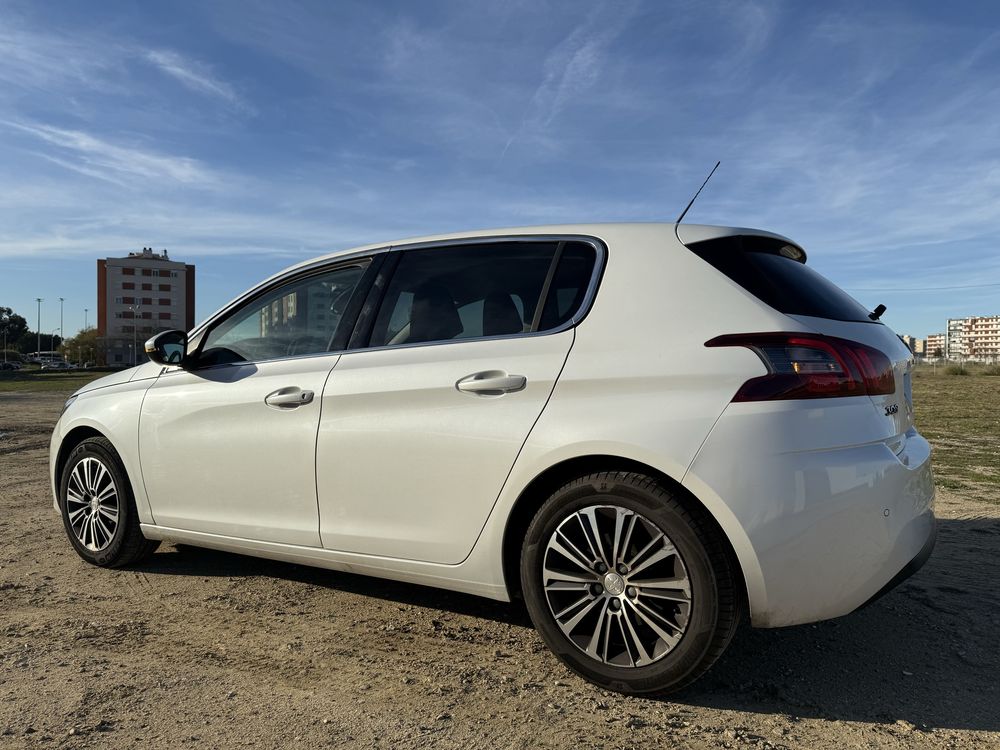 Peugeot 308 Allure 1.2 cx auto 130cv