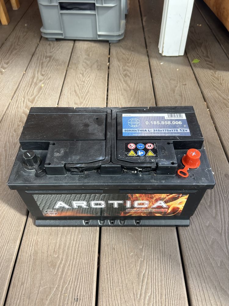 Akumulator samochodowy 12v 60ah