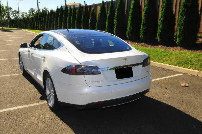 2015 Tesla Model S 85D