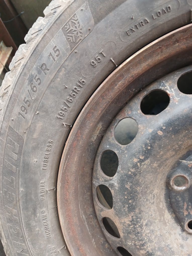 Колеса Michelin 195/65r 15 зима