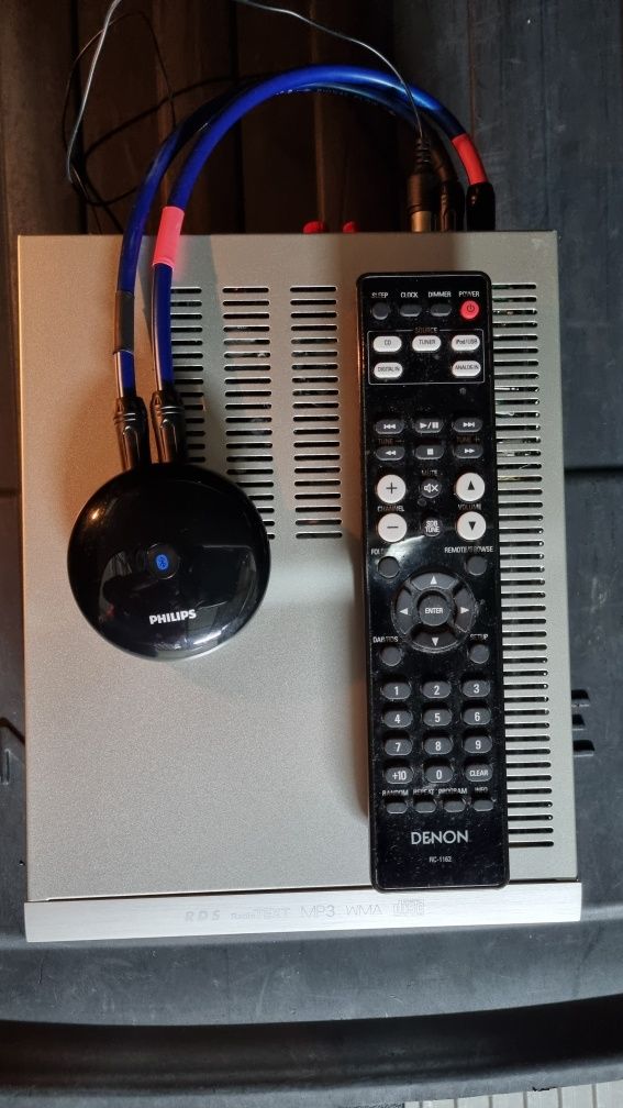 Odtwarzacz Denon RCD-M39 + adapter blutetooth