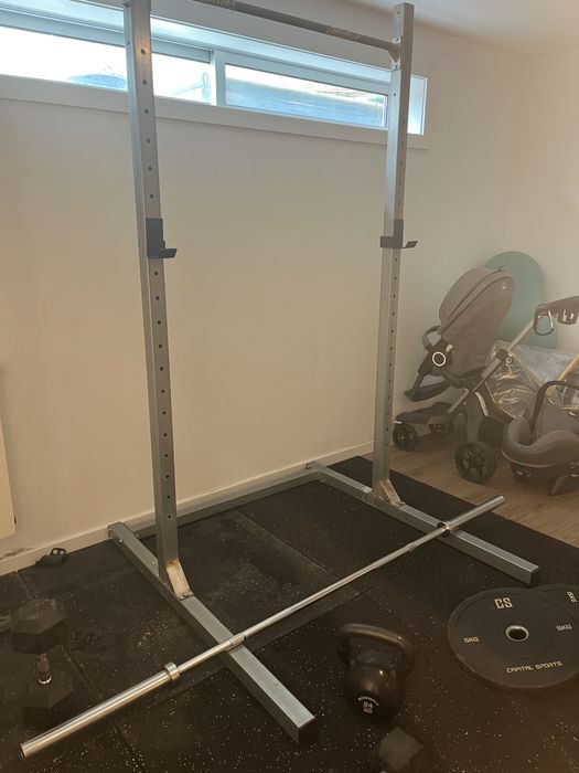 Rack e barra olimpica