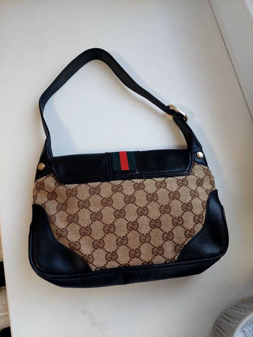 Продам сумку GUCCI оригинал