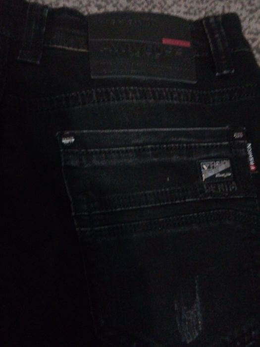 Джинсы на подростка демисезонные