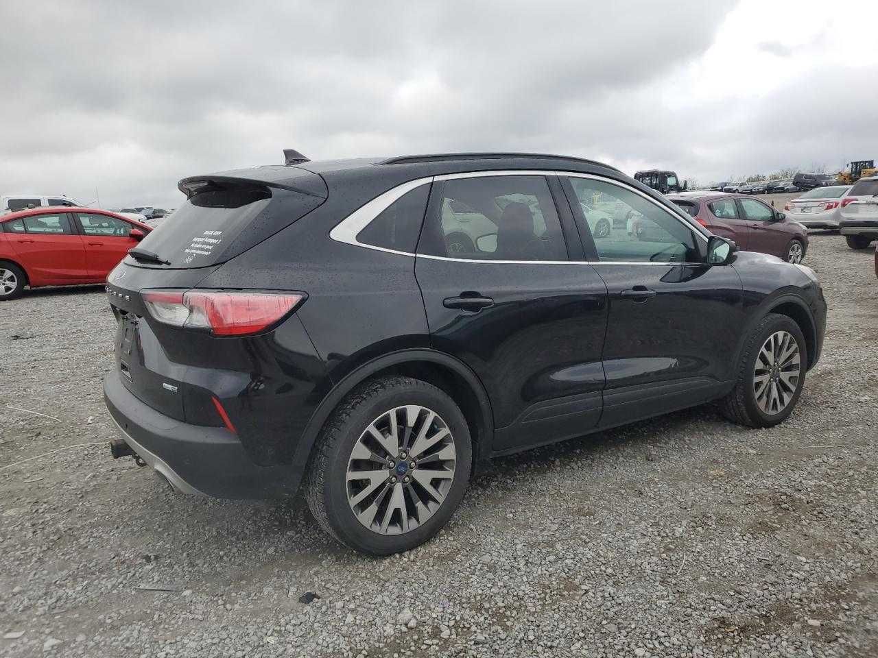 2020 Ford Escape Titanium