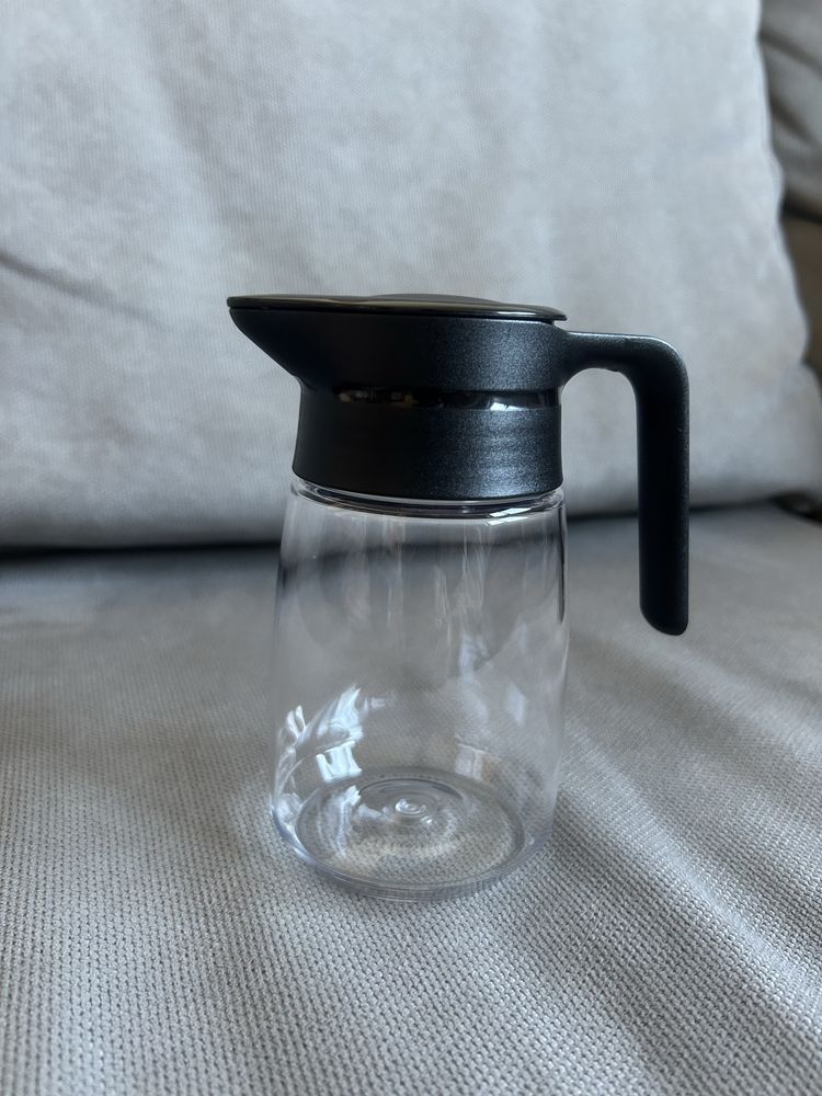 Jarro/ leiteira pequeno Tupperware