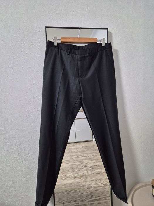 Мужской костюм HUGO BOSS