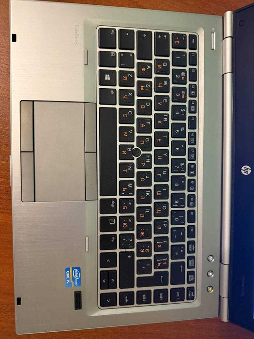 HP EliteBook 8470p (i5 + 8 GB)