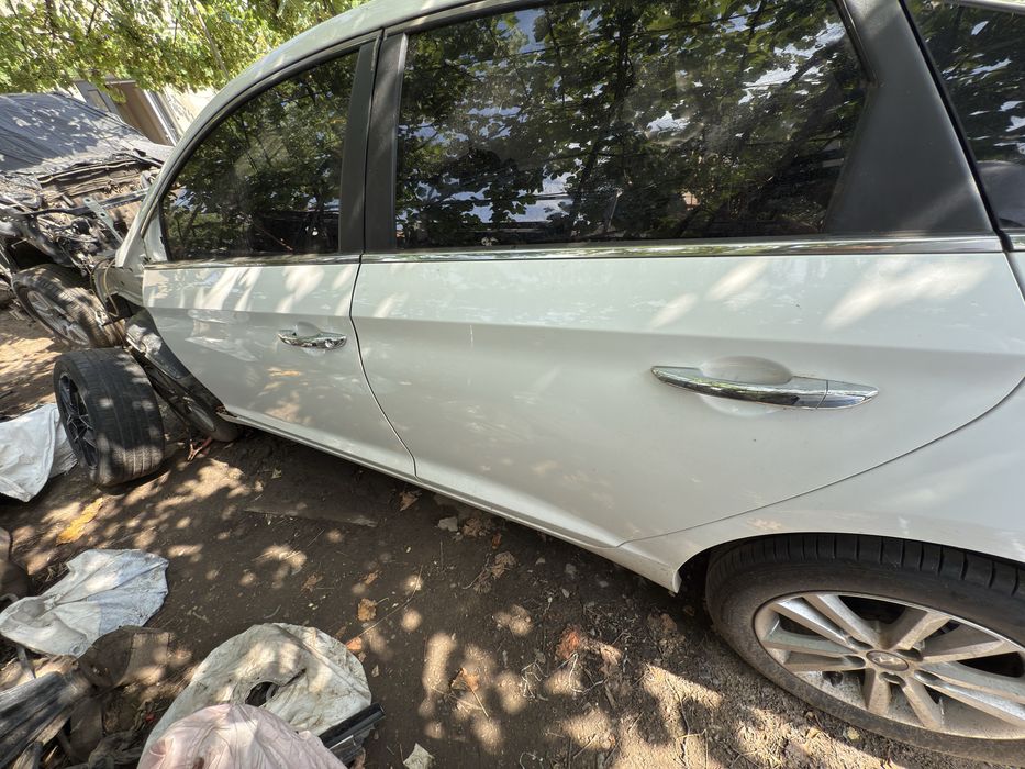 Дверь,двери hyundai sonata lf