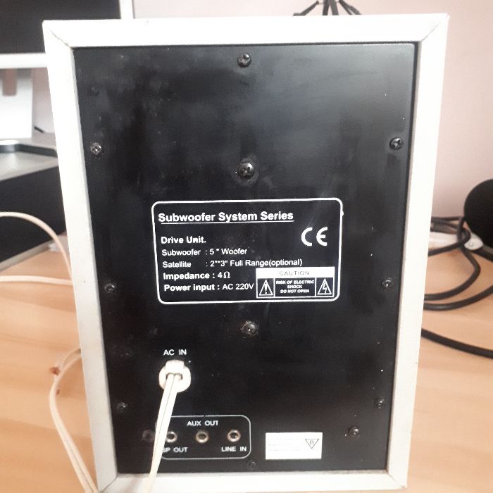 Stary subwoofer model SS-7539 A - AUDITEK
