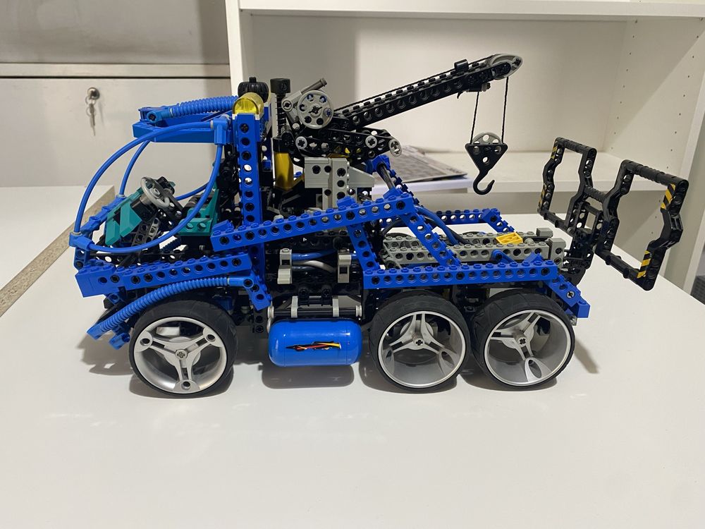 LEGO Technic Tow Truck 8462