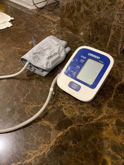 Тонометр Омрон автоматичний для вимірювання тиску