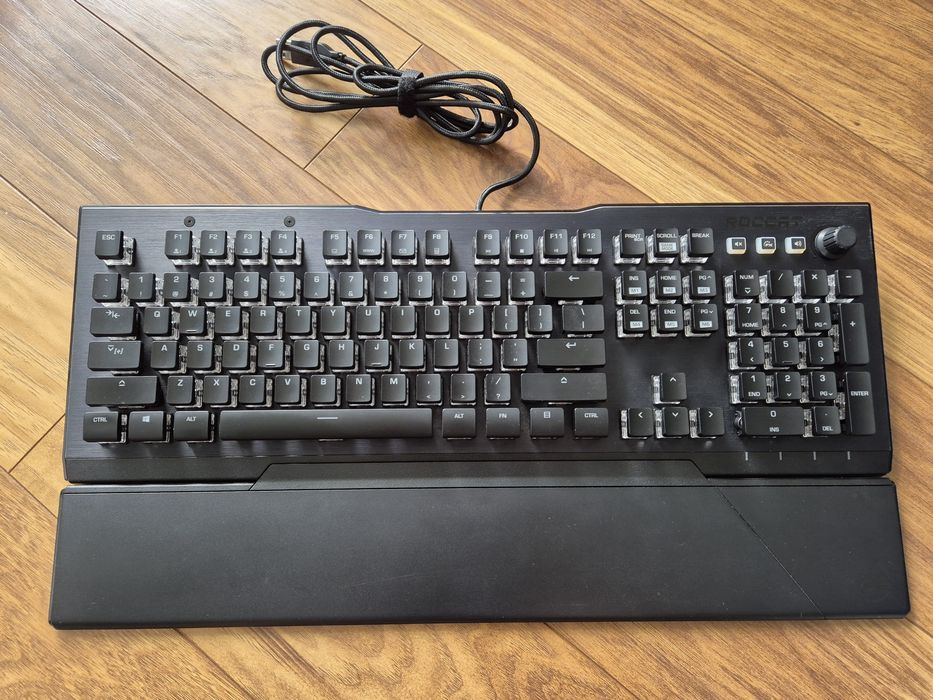 Klawiatura mechaniczna Roccat Vulcan 121 Aimo