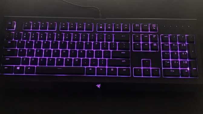 Teclado Razer Cynosa Chroma 100%