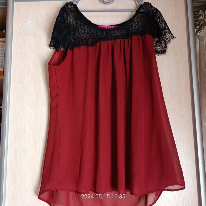 Продам футболки і блузи