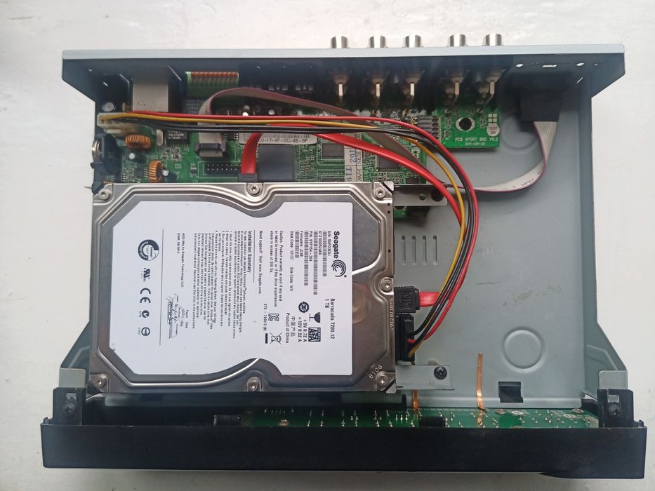 Продам набор видео регистратор ПАРТИЗАН с пультом и 4 шт купальные кам