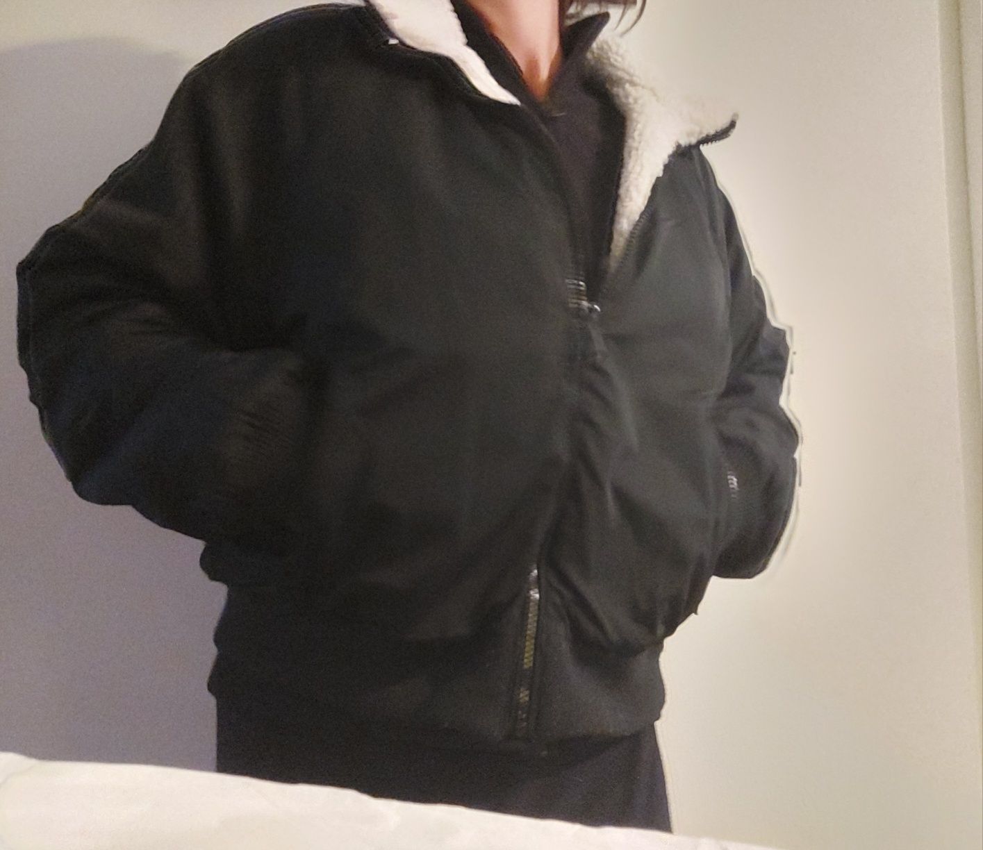 Casaco reversível M, branco e preto Pull & Bear