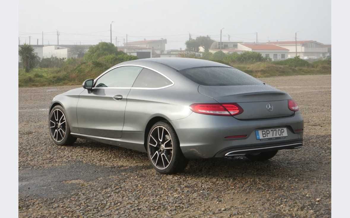 Mercedes C Coupé - Desportivo com Classe