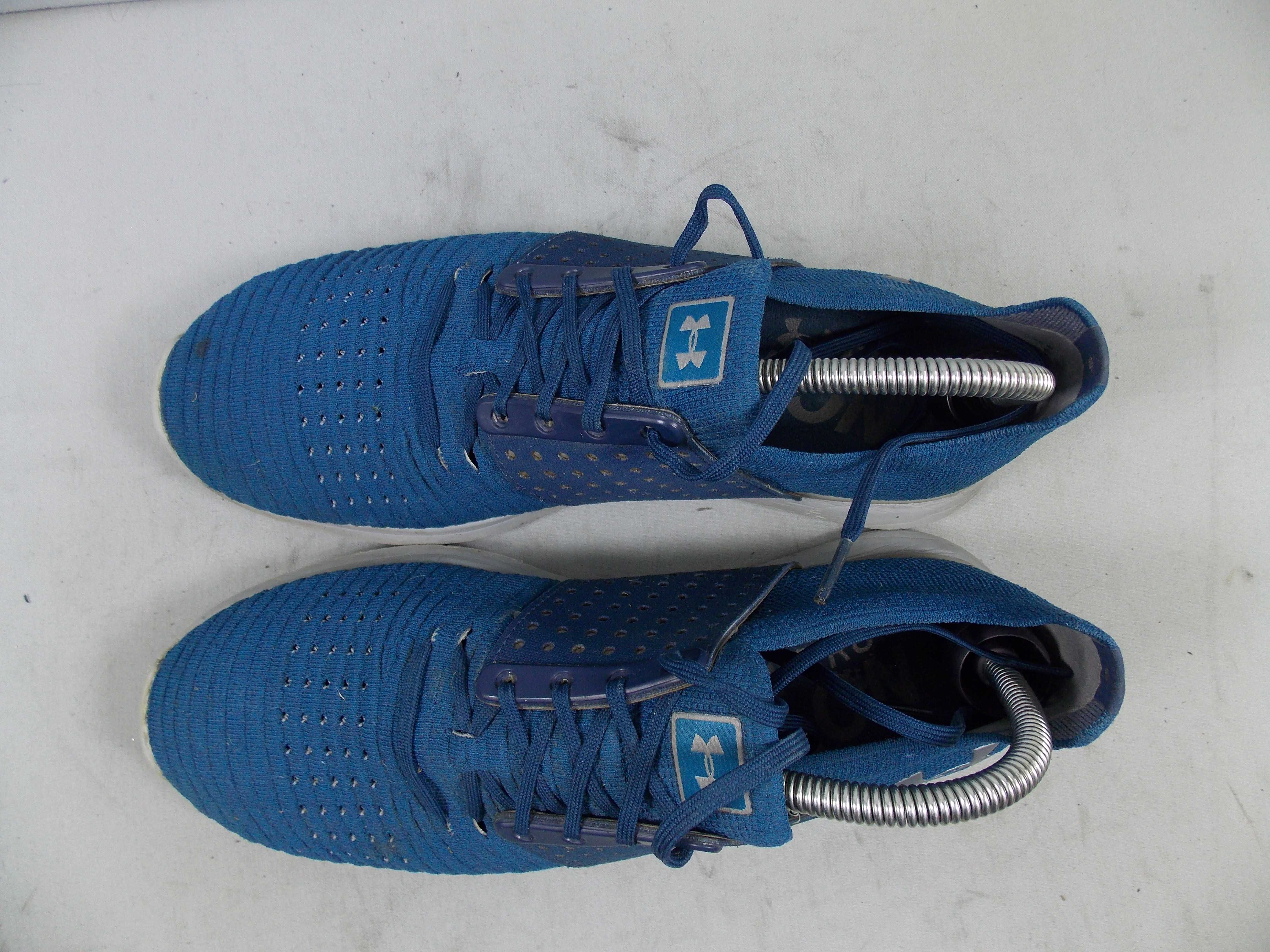 Under Armour Strive 7 1295724-400