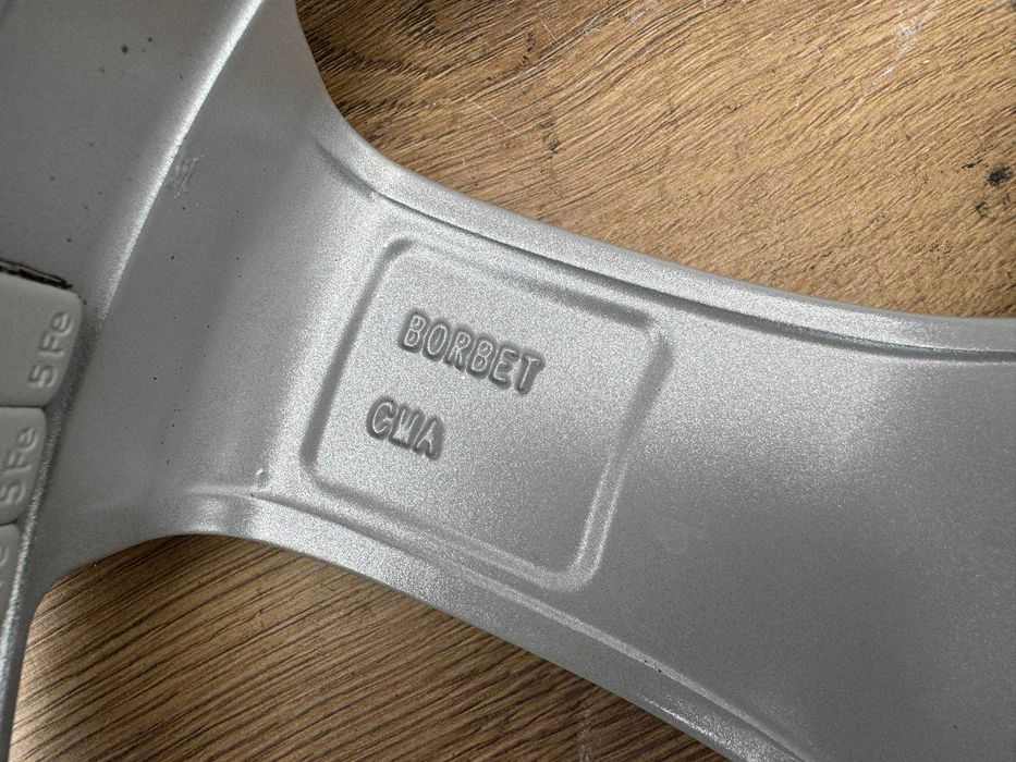 Alufelgi 5x112 r17 VW Touran Tiguan Passat B6 B7 Golf Jetta Sharan 37#