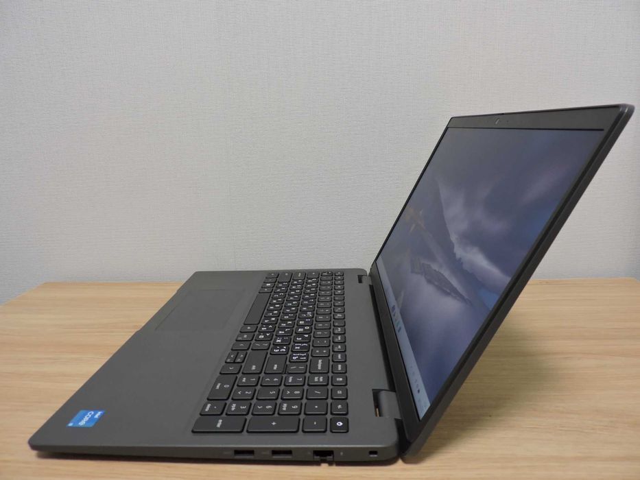 Dell Latitude 3540/15.6/i3 1215U/16GB/SSD256/UHD