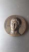 Medalha do Pavão homenagem póstuma 1975 bronze FC Porto