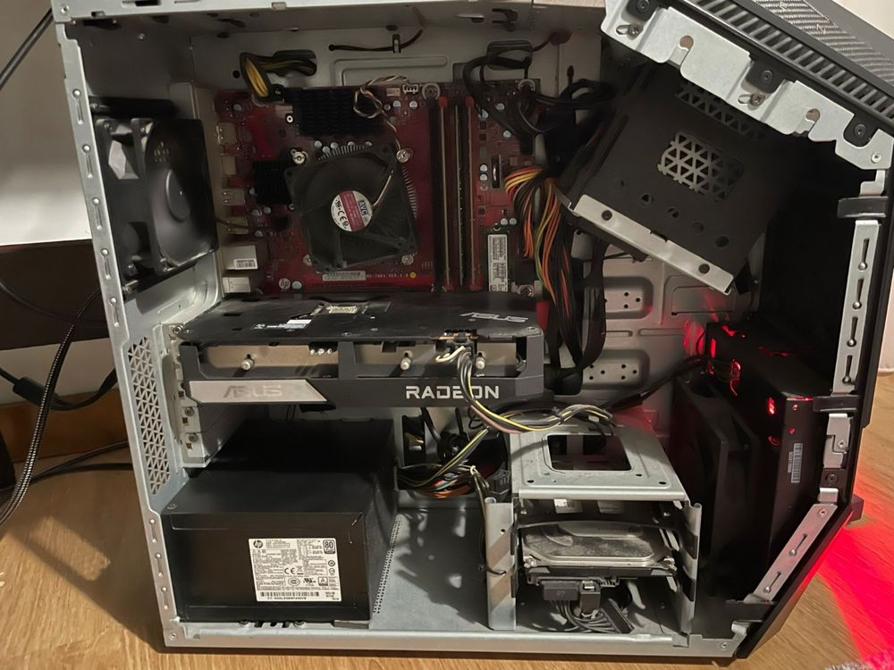 Gaming PC Intel Core 17-8700 CPU  3.20GHz