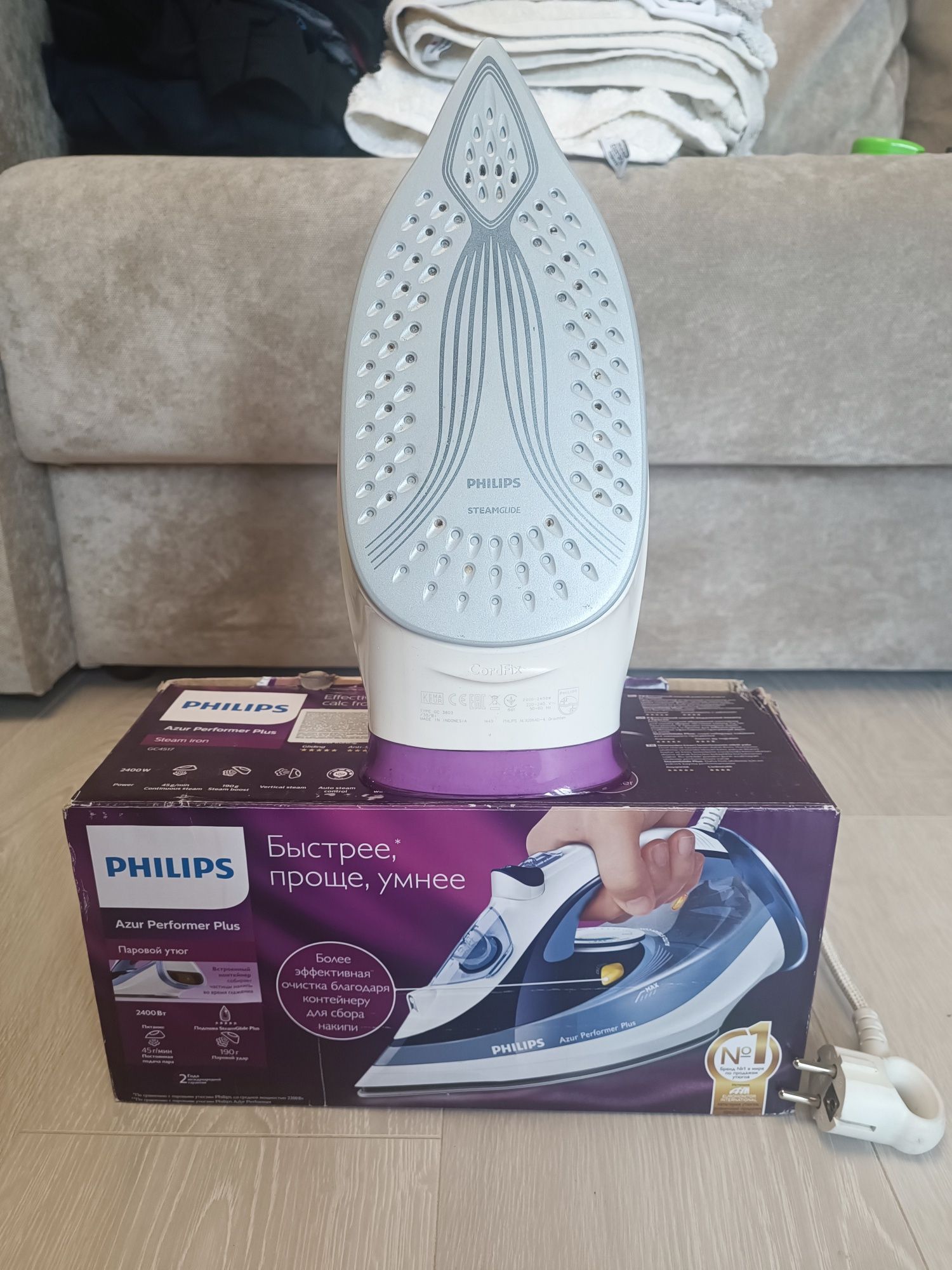 Продам праску PHILIPS Azur Perfomer Plus  GC4517