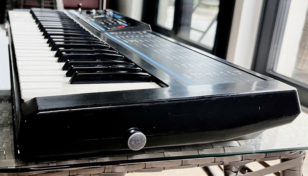 Korg poly 800 mk2