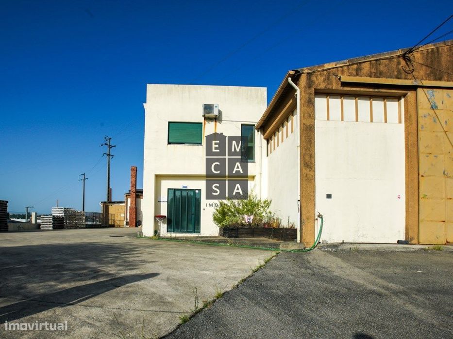 Procura Um Espaço Para O Seu Negócio Industrial?