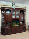 Móvel de sala com vitrine